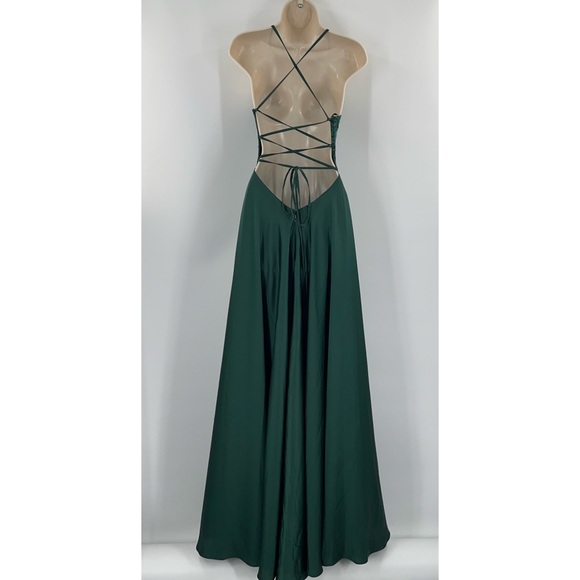 La Femme Dress/Gown Style 29760 in Emerald Green size 4 - Picture 4 of 10